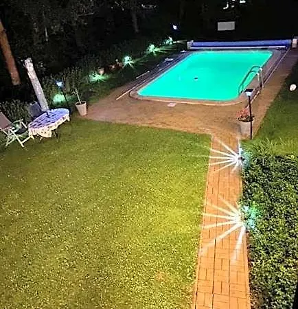 Nocleg ze śniadaniem Droom 4*